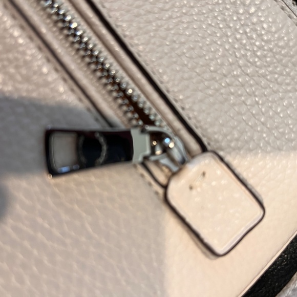 Star Wars COACH Wristlet White New Never Used - Picture 6 of 7